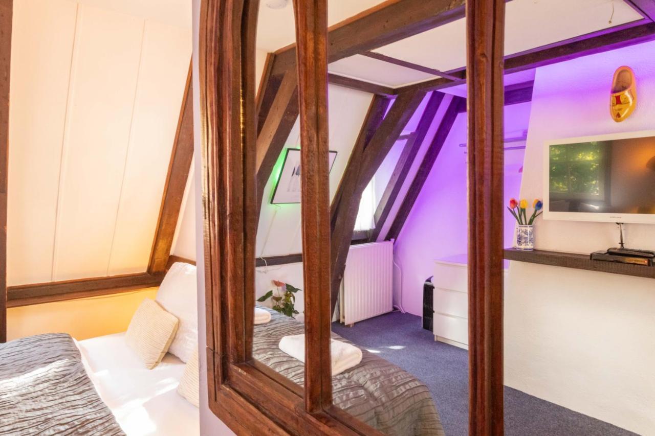 ทิวลิป ออฟ อัมสเตอร์ดัม บี แอนด์ บี Bed & Breakfast ภายนอก รูปภาพ