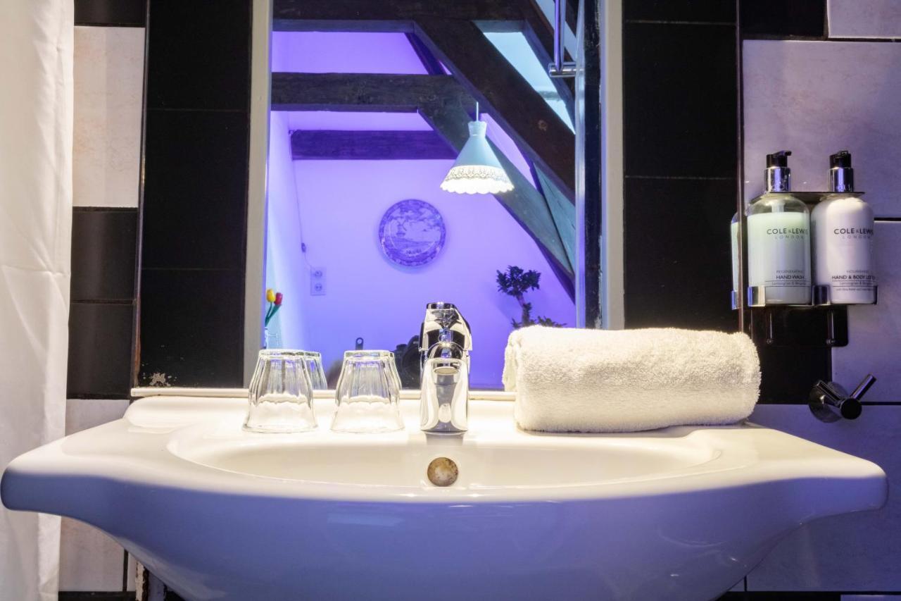 ทิวลิป ออฟ อัมสเตอร์ดัม บี แอนด์ บี Bed & Breakfast ภายนอก รูปภาพ