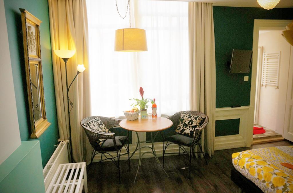 ทิวลิป ออฟ อัมสเตอร์ดัม บี แอนด์ บี Bed & Breakfast ภายนอก รูปภาพ