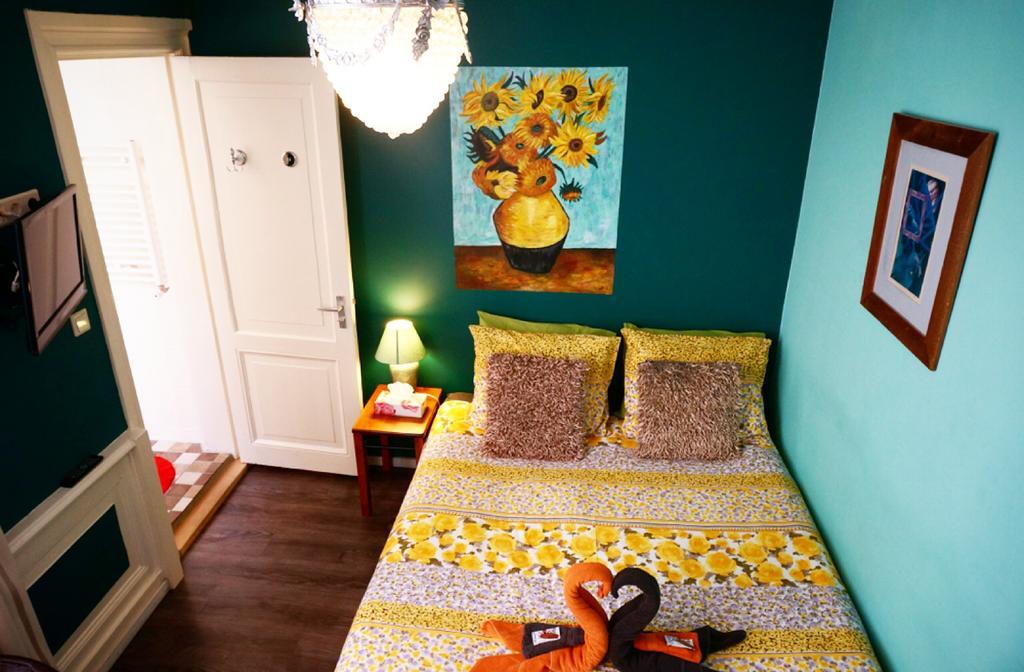 ทิวลิป ออฟ อัมสเตอร์ดัม บี แอนด์ บี Bed & Breakfast ภายนอก รูปภาพ