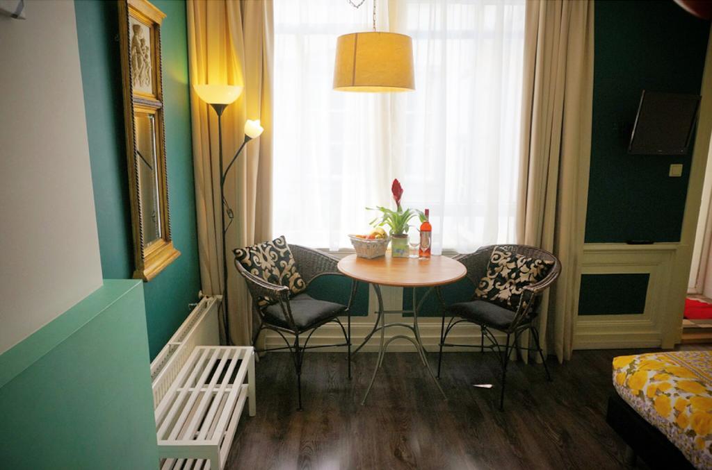 ทิวลิป ออฟ อัมสเตอร์ดัม บี แอนด์ บี Bed & Breakfast ภายนอก รูปภาพ