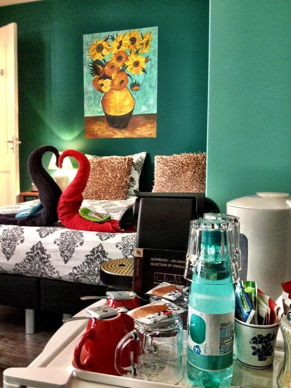 ทิวลิป ออฟ อัมสเตอร์ดัม บี แอนด์ บี Bed & Breakfast ภายนอก รูปภาพ