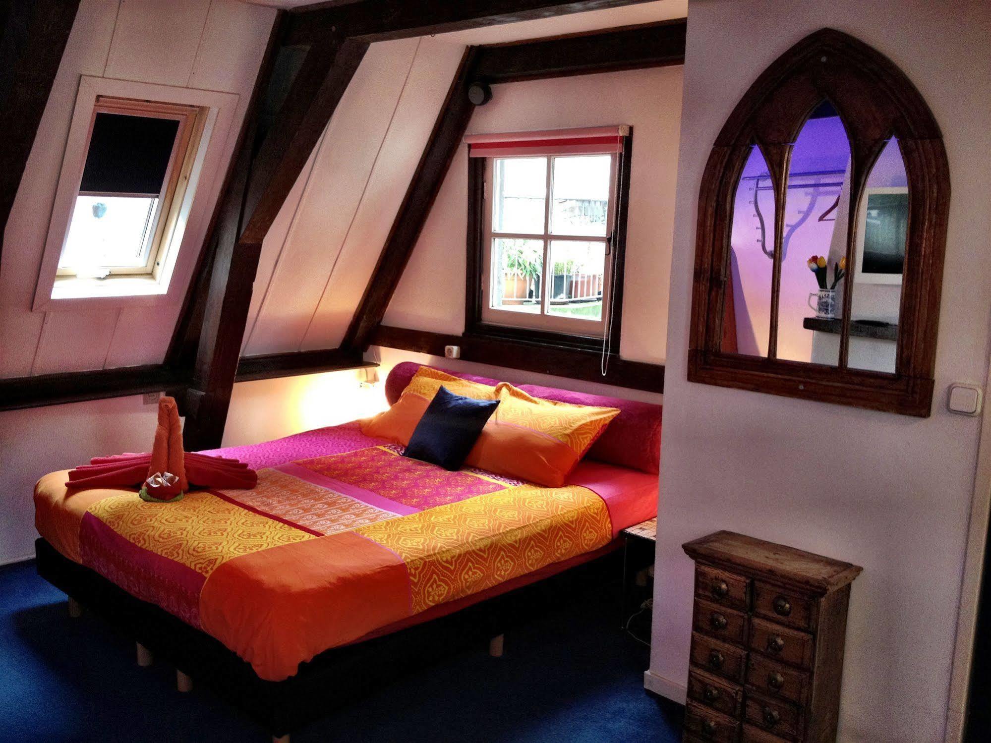 ทิวลิป ออฟ อัมสเตอร์ดัม บี แอนด์ บี Bed & Breakfast ภายนอก รูปภาพ